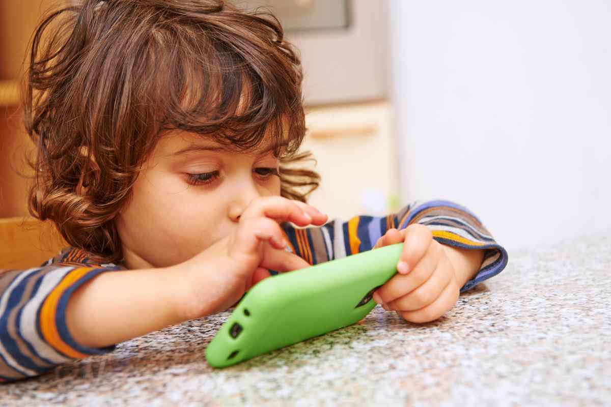 rischio smartphone per i bambini